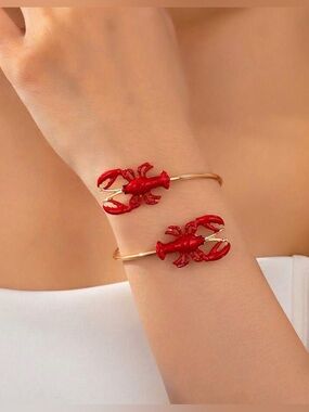 Lobster Bracelet Crayfish jewelry gold spiral arm cuff resort beach vacation red